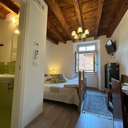 فندق مبيت وإفطار Domus Iulii