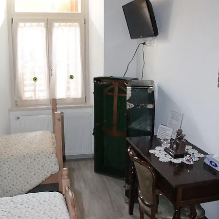 Bed and Breakfast Domus Iulii 3*